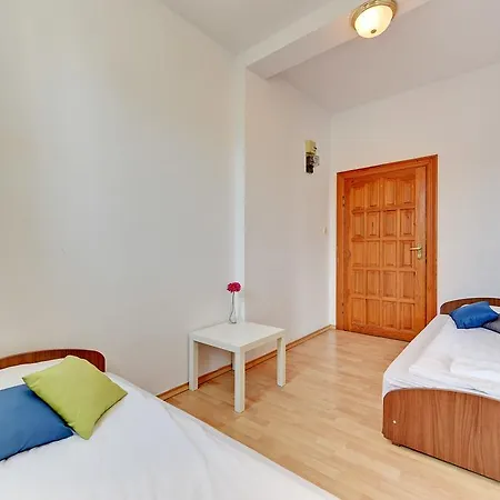 - Goscinne Bed and breakfast