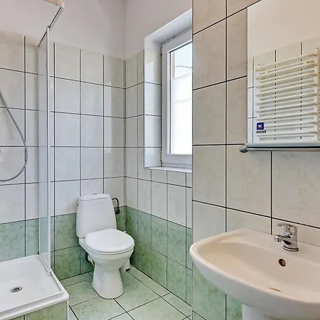 - Gościnne