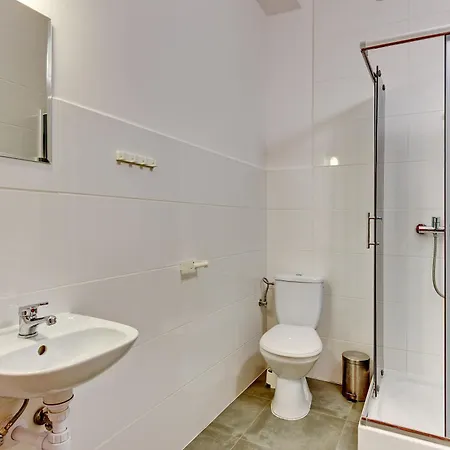 - Goscinne غدانسك