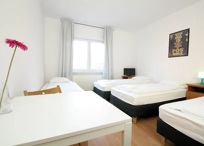 - Goscinne Bed and breakfast 2*